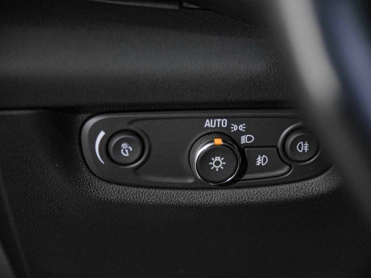 Opel Insignia, 2018 Фото №15