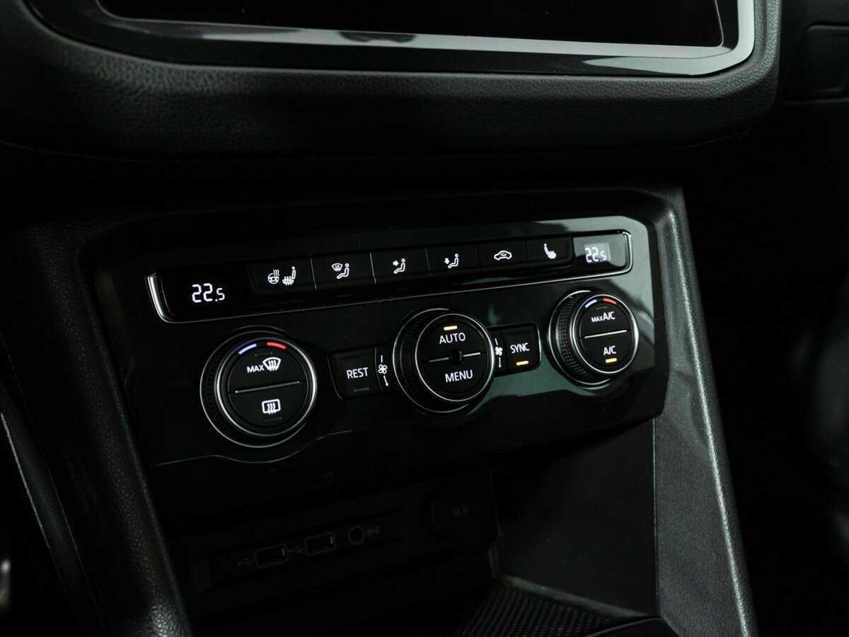 Volkswagen Tiguan, 2018 Фото №20