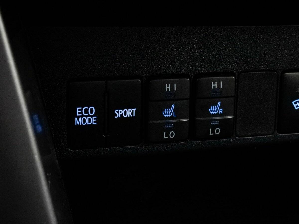 Toyota RAV4, 2017 Фото №14