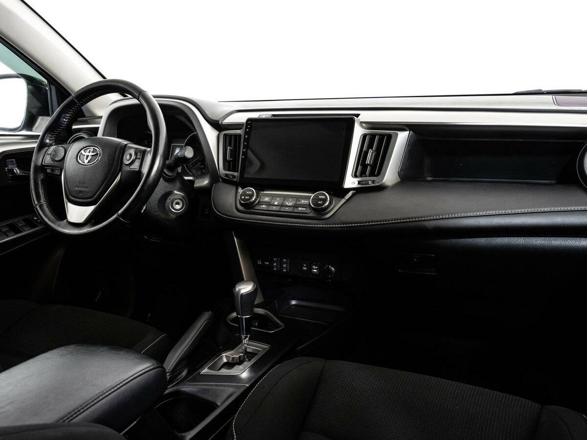 Toyota RAV4, 2017 Фото №6