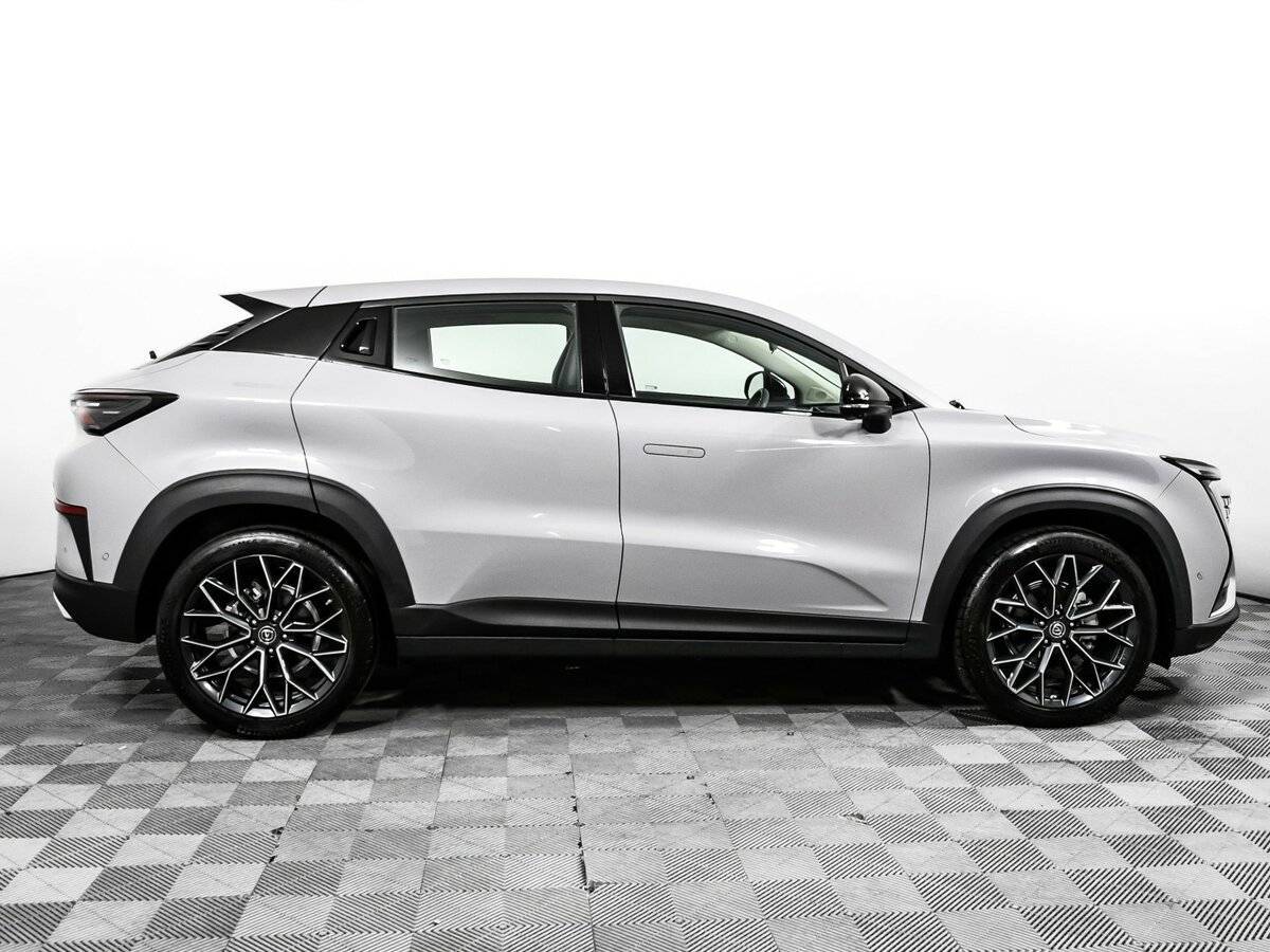 Changan UNI-T, 2023 Фото №4