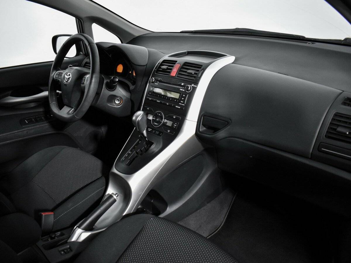 Toyota Auris, 2012 Фото №13