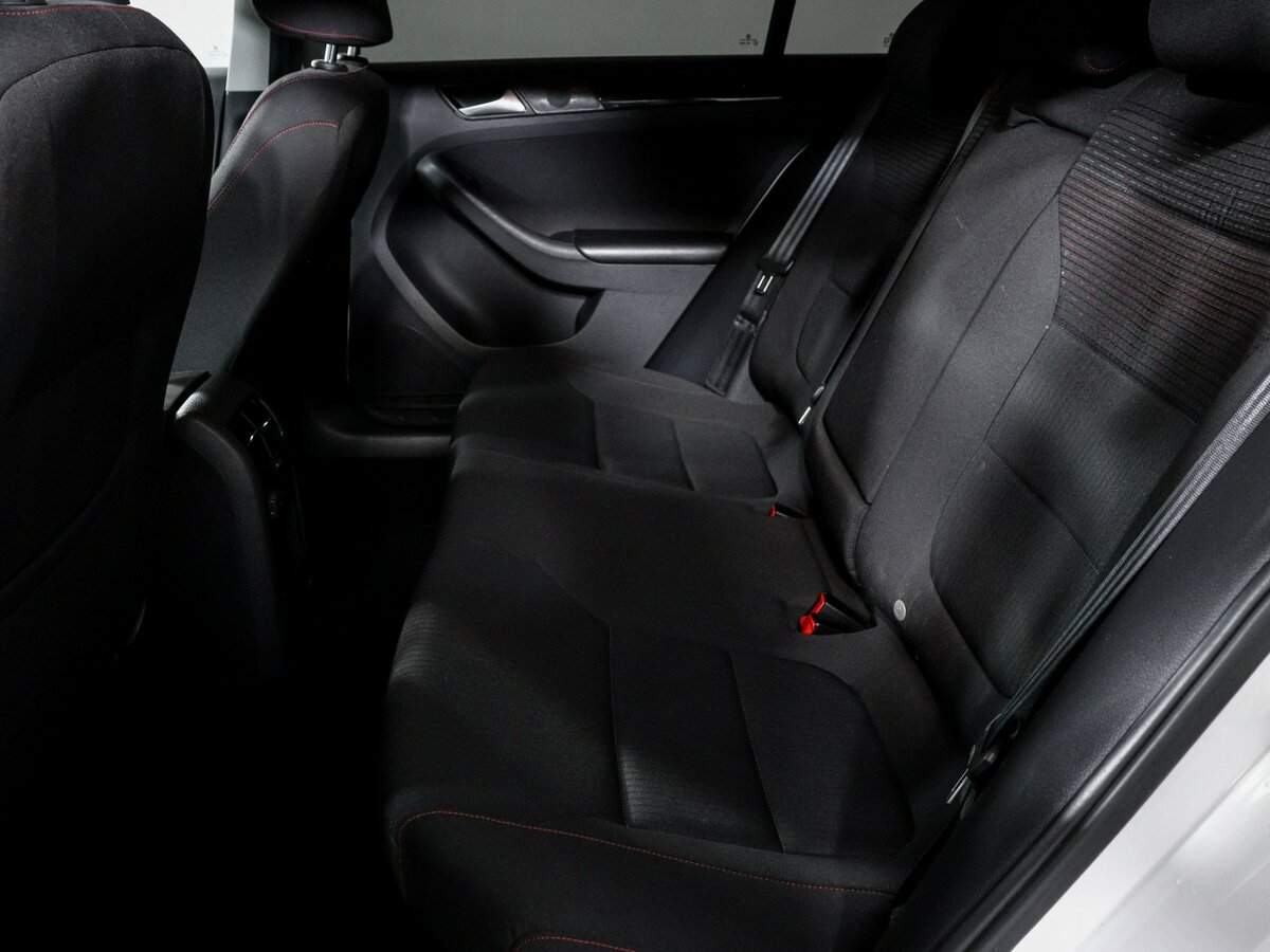 Volkswagen Jetta, 2017 Фото №10