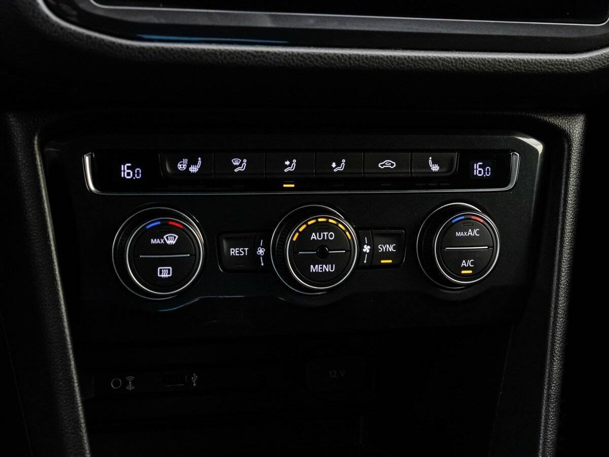 Volkswagen Tiguan, 2017 Фото №12