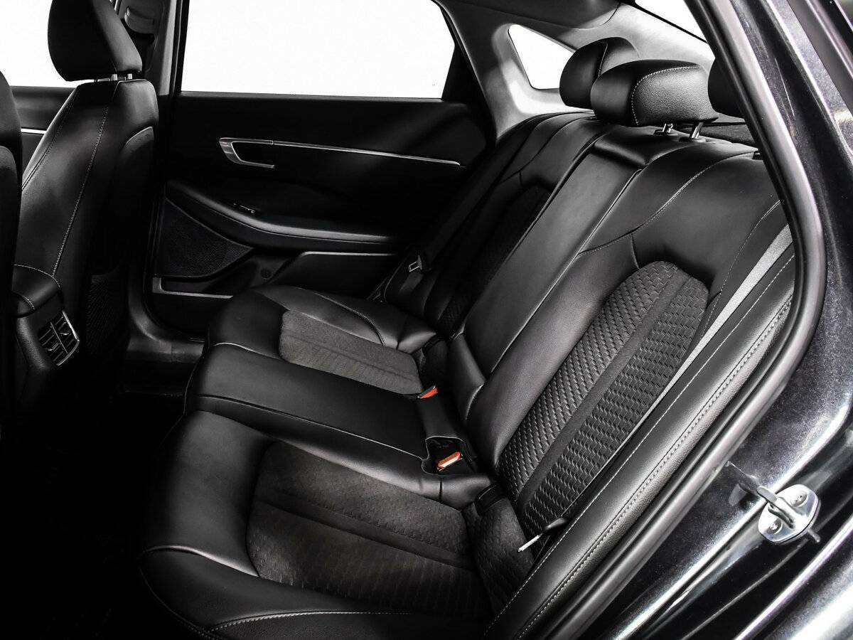 Hyundai Sonata, 2019 Фото №13