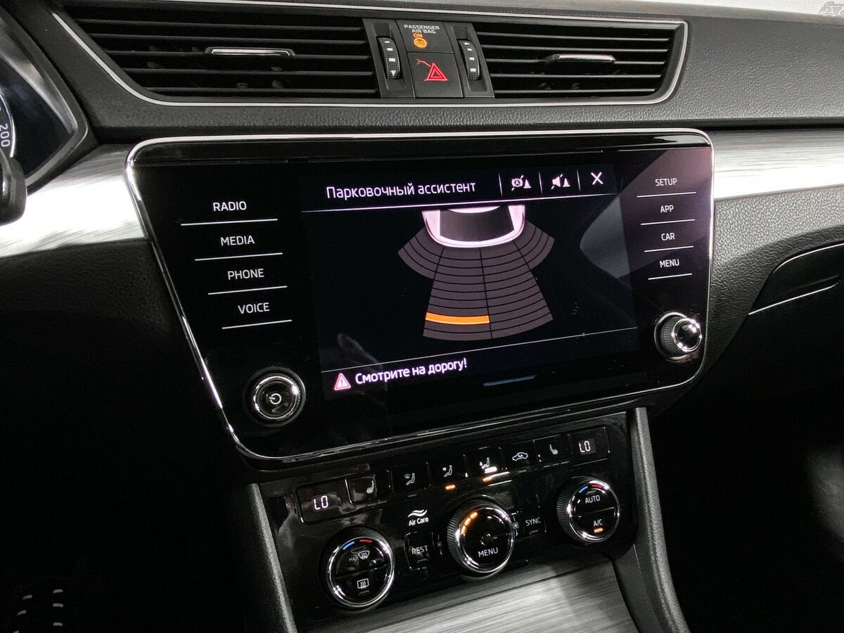 Skoda Superb III Рестайлинг, 2020 Фото №13