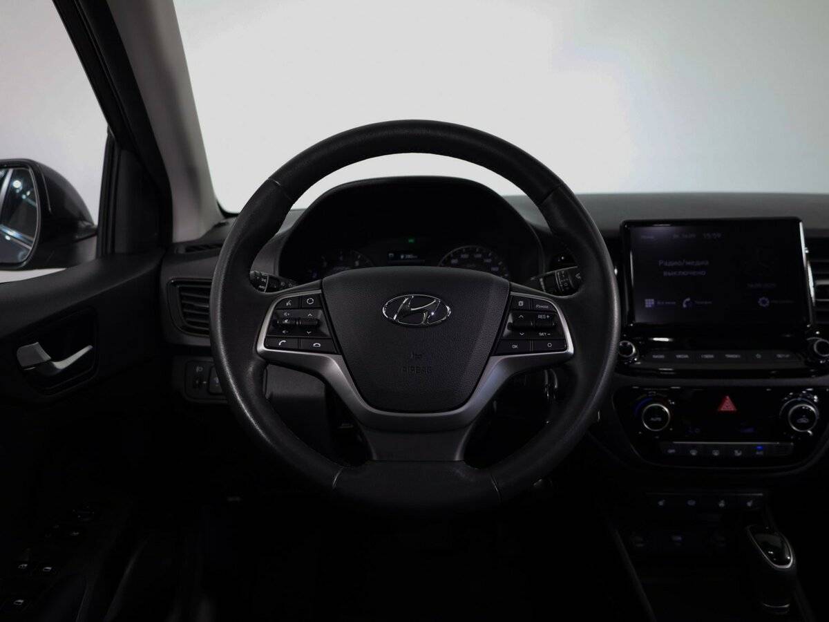 Hyundai Solaris II Рестайлинг, 2021 Фото №10