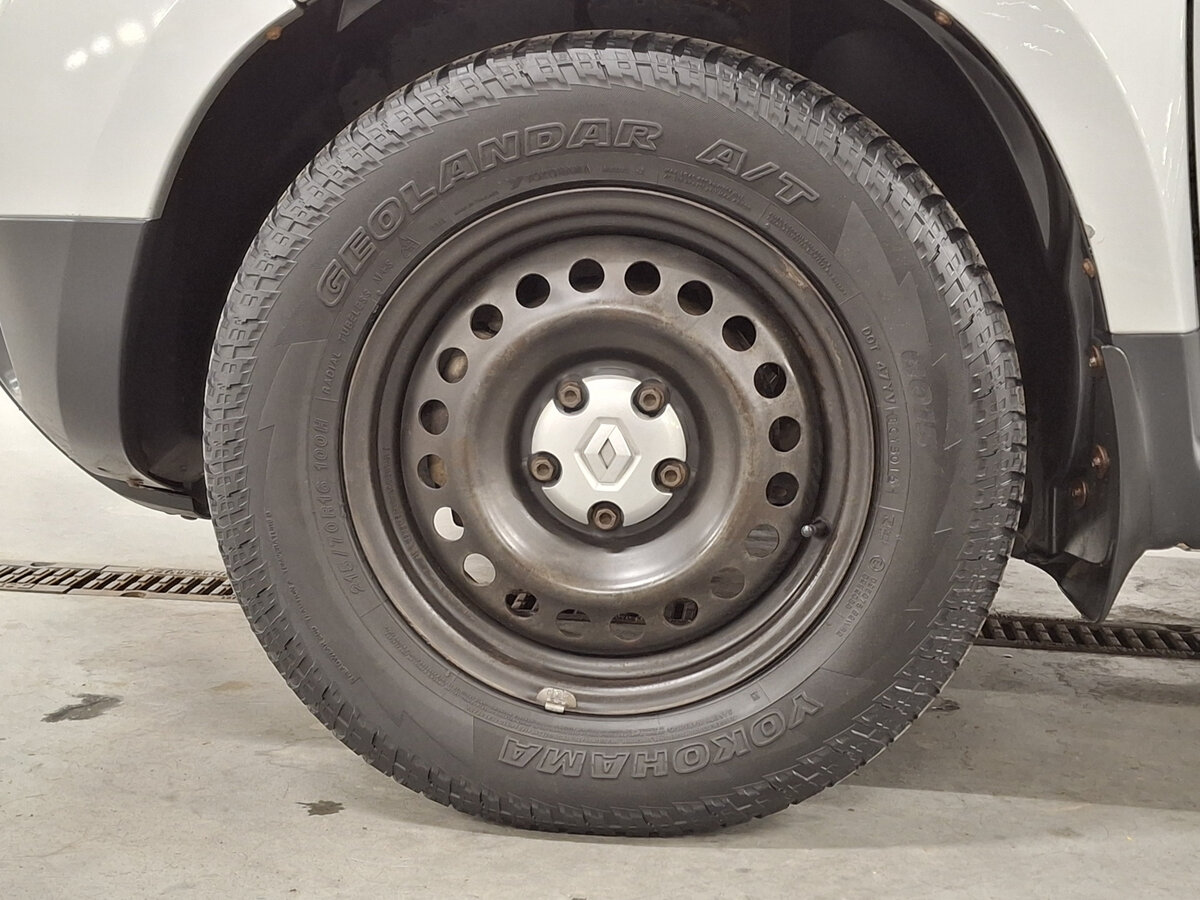 Renault Duster I, 2012 Фото №18