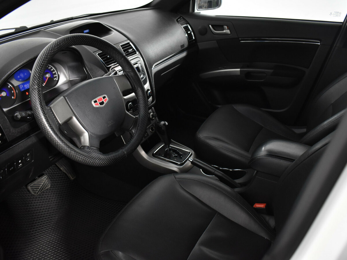 Geely Emgrand EC7, 2014 Фото №8